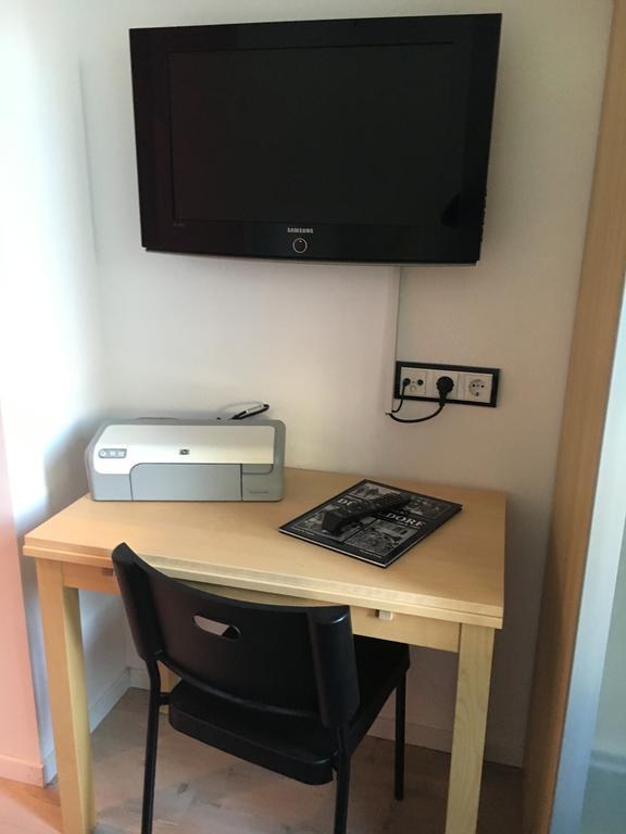 Messe Ferienwohnung Duesseldorf Oberkassel 外观 照片